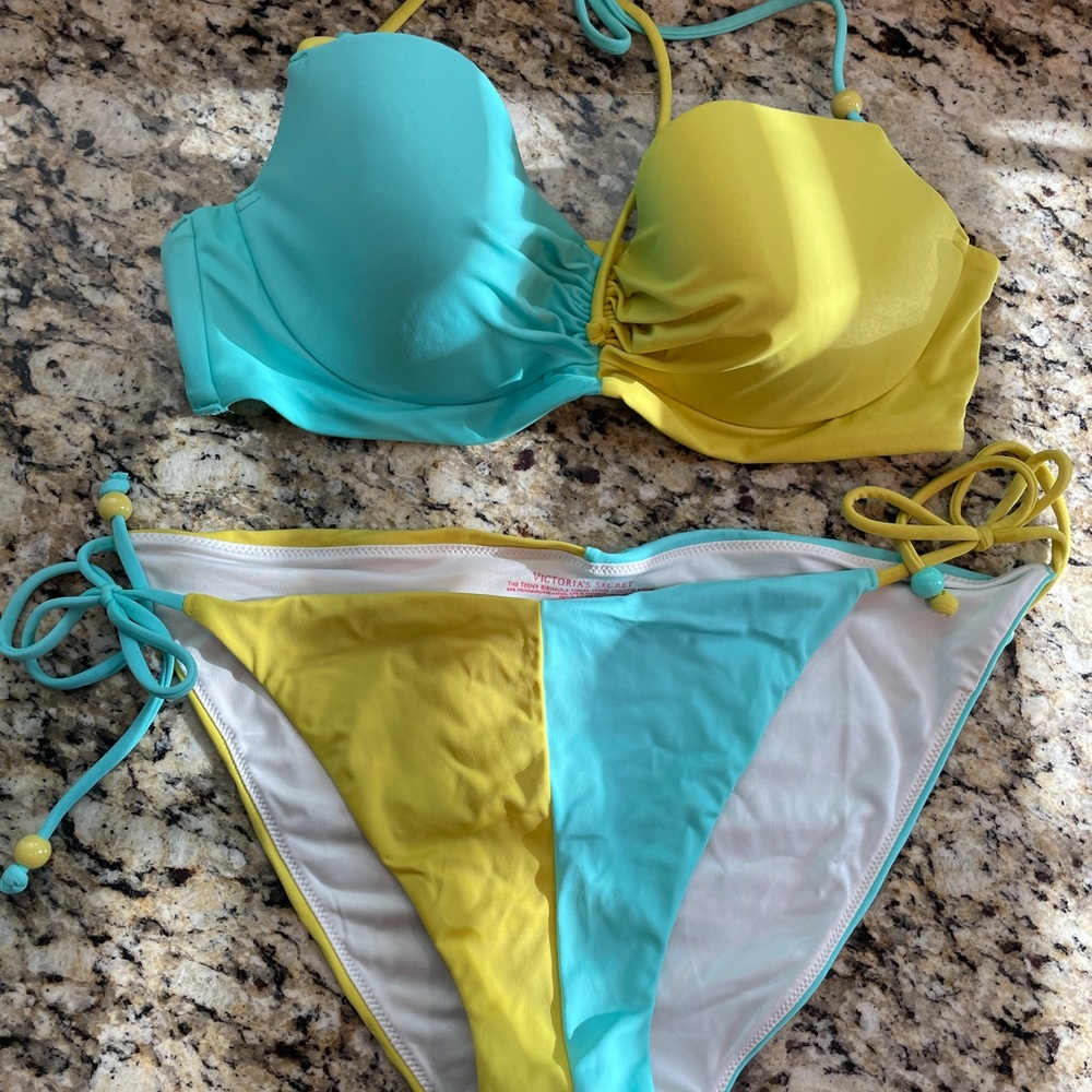 Victorias Secret Swimsuit Top Only